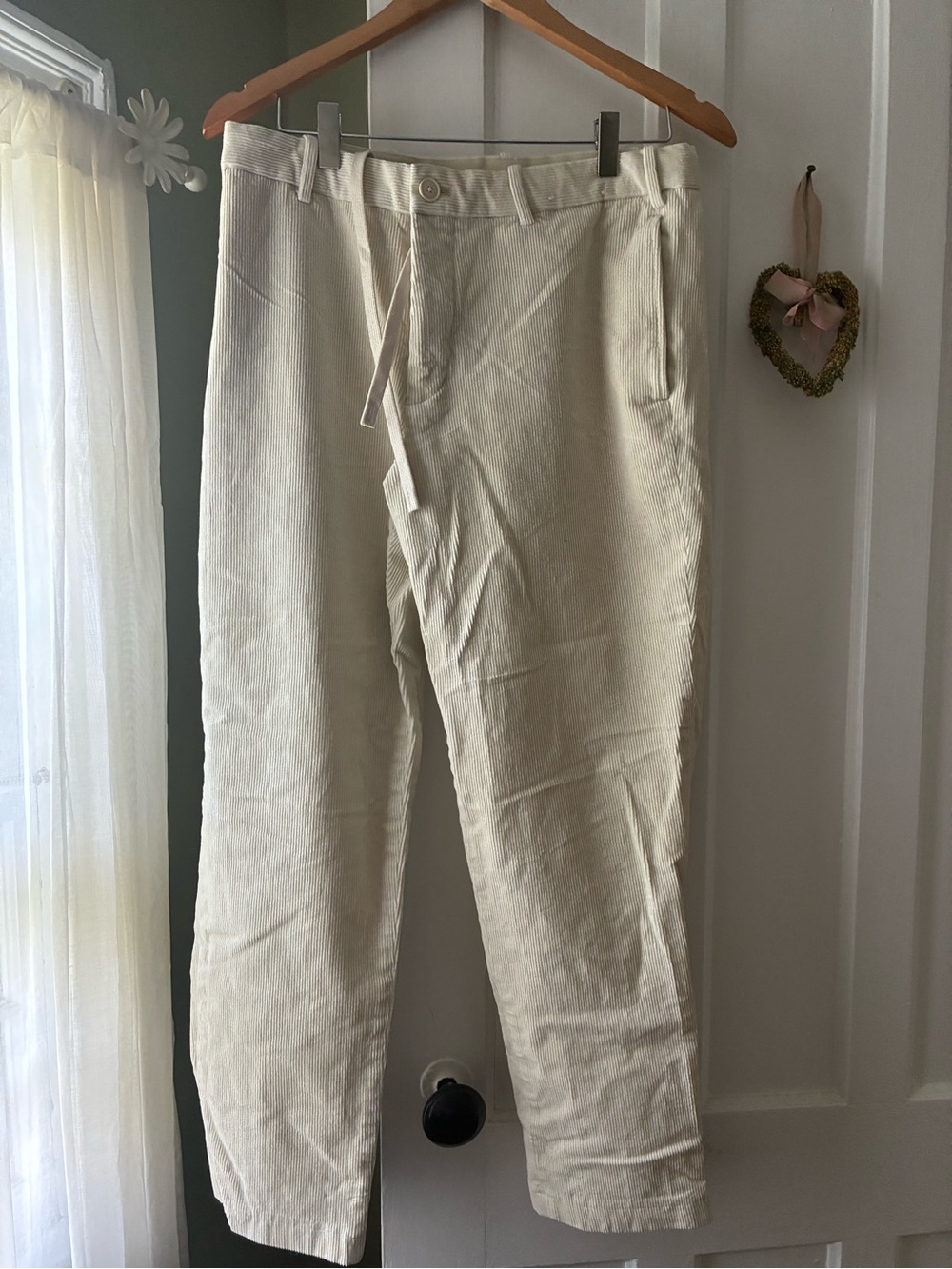 Uniqlo women’s Cream Corduroy Pants - Straight Fit